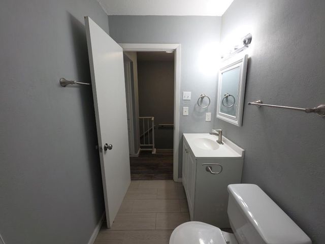 5808 Wellington DR 4, Austin, TX 78723