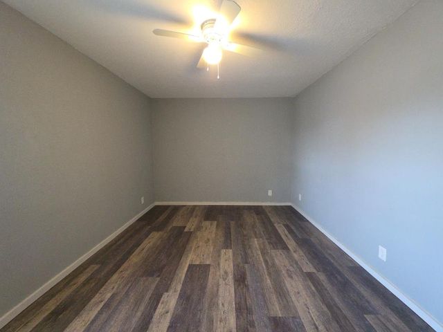 5808 Wellington DR 4, Austin, TX 78723