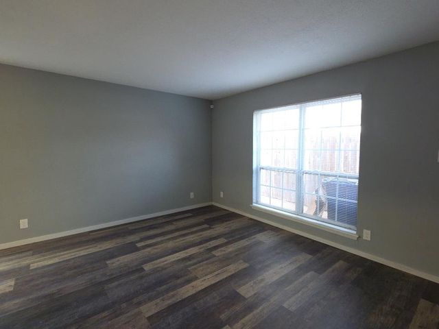 5808 Wellington DR 4, Austin, TX 78723