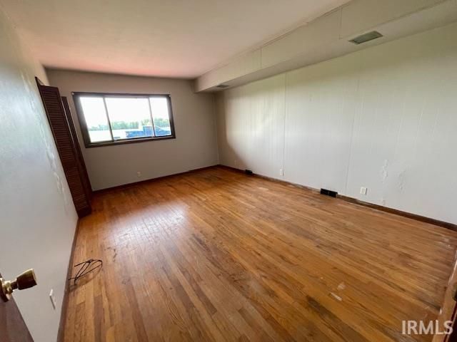 385 E Marshall Street, Argos, IN 46501