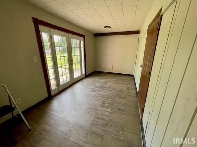 385 E Marshall Street, Argos, IN 46501