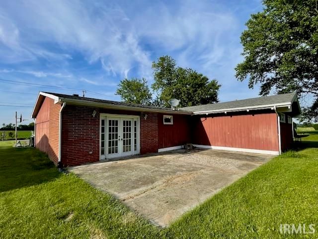 385 E Marshall Street, Argos, IN 46501