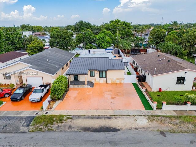 233 W 39th Place 0, Hialeah, FL 33012