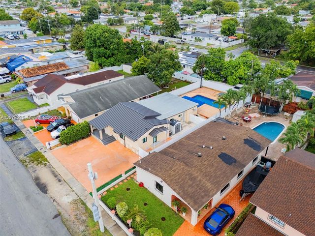 233 W 39th Place 0, Hialeah, FL 33012
