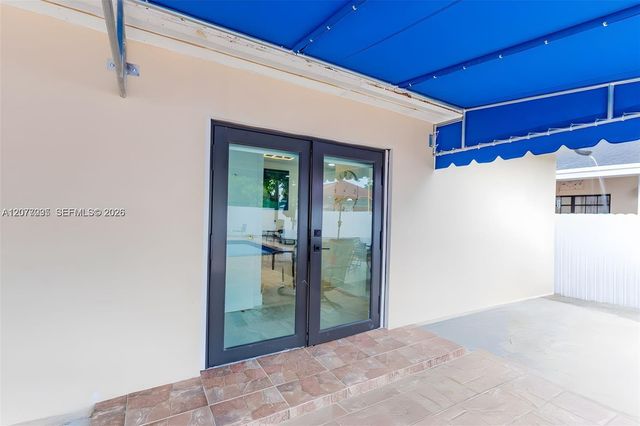 233 W 39th Place 0, Hialeah, FL 33012