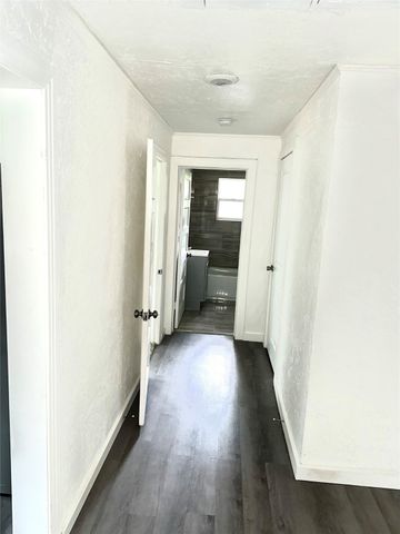 209 S Walnut Street, Winnsboro, TX 75494
