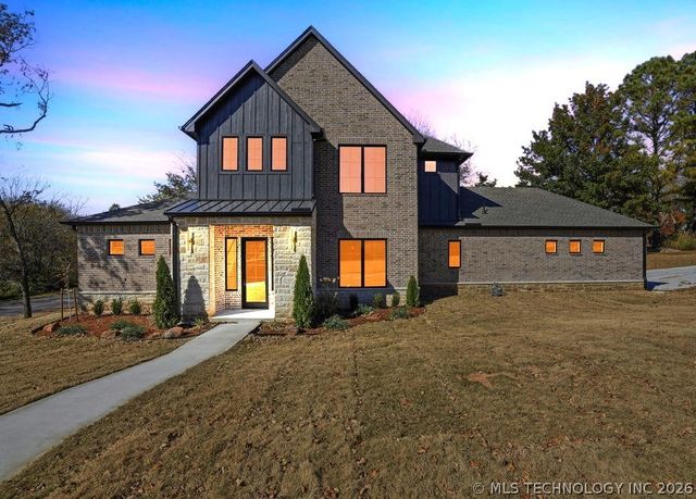 1937 Surrey Court, Bartlesville, OK 74006