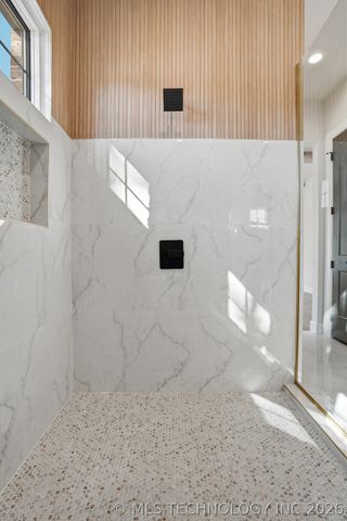 1937 Surrey Court, Bartlesville, OK 74006