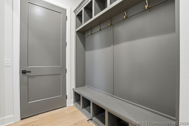 1937 Surrey Court, Bartlesville, OK 74006