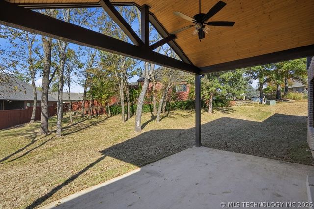 1937 Surrey Court, Bartlesville, OK 74006