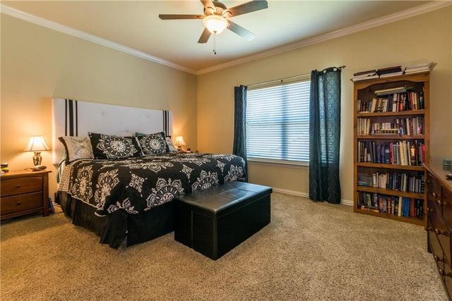 1818 Woodland Park Drive, Denison, TX 75020