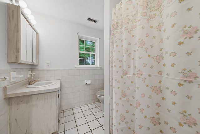 25 Camp Sargent Road, Merrimack, NH 03054