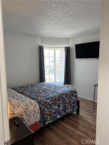 14230 Hillsborough Drive, Victorville, CA 92392