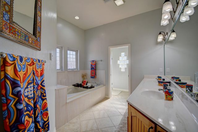 6621 Nagoya Road NE, Rio Rancho, NM 87144