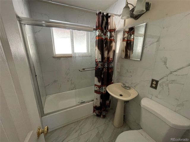 1250 S Ames Street, Lakewood, CO 80232