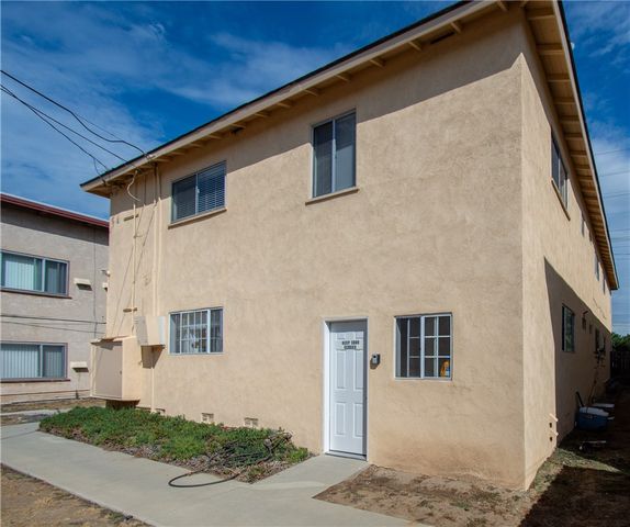 906 E Imperial, El Segundo, CA 90245