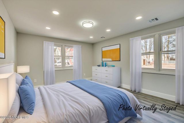 31 Smullen Street, Sayreville, NJ 08872