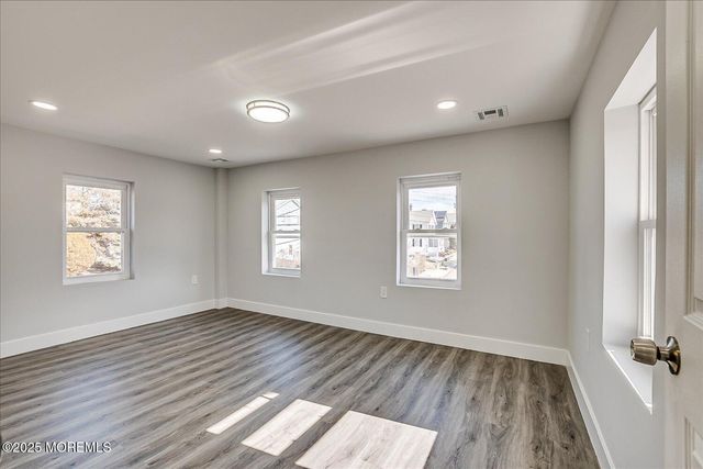 31 Smullen Street, Sayreville, NJ 08872