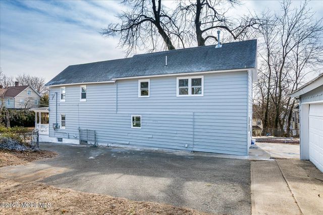 31 Smullen Street, Sayreville, NJ 08872