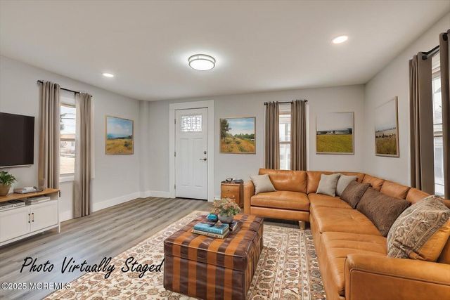 31 Smullen Street, Sayreville, NJ 08872