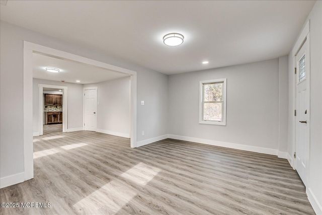 31 Smullen Street, Sayreville, NJ 08872