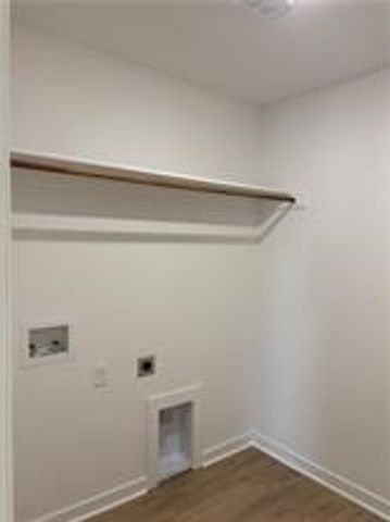 818 Heeler Avenue, Lowell, AR 72745