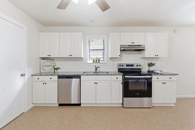 8892 E Buffalo Circle, Willis, TX 77378