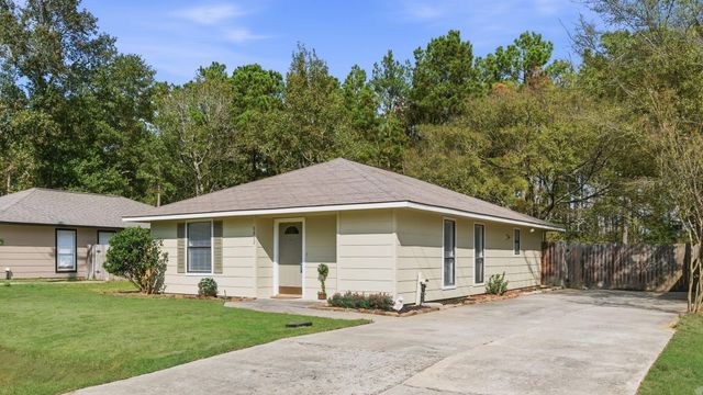 8892 E Buffalo Circle, Willis, TX 77378