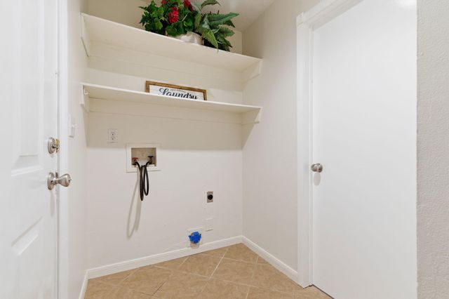 8892 E Buffalo Circle, Willis, TX 77378