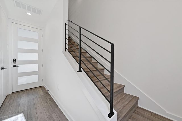 2804 S 1st ST 2106, Austin, TX 78704