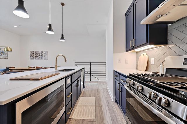 2804 S 1st ST 2106, Austin, TX 78704