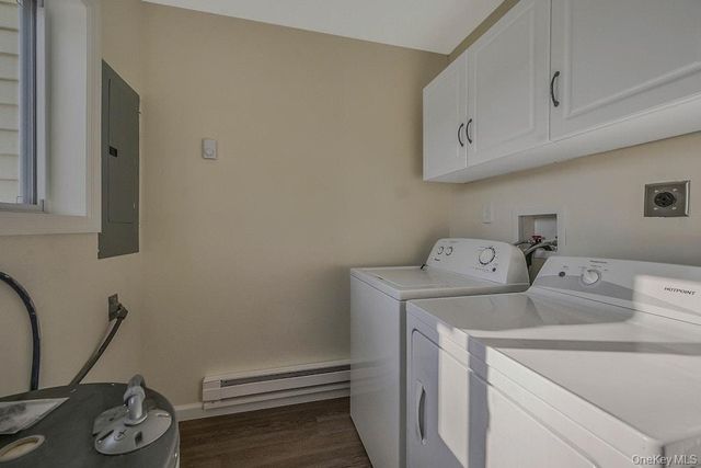 4 Park Lane, Middle Island, NY 11953