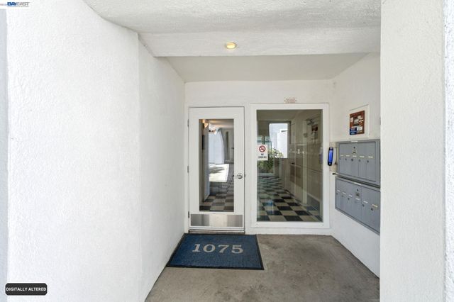 1075 Shell Blvd 11, Foster City, CA 94404