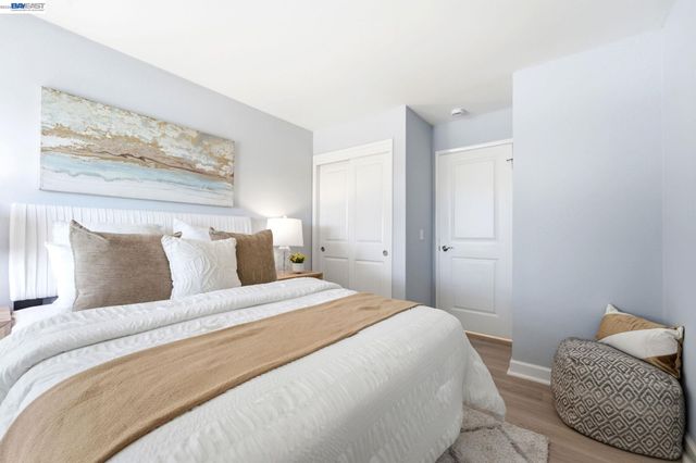 1075 Shell Blvd 11, Foster City, CA 94404