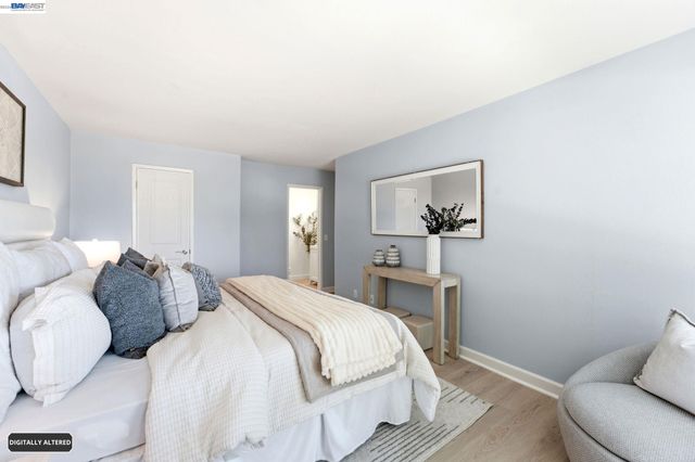 1075 Shell Blvd 11, Foster City, CA 94404
