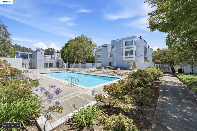 1075 Shell Blvd 11, Foster City, CA 94404