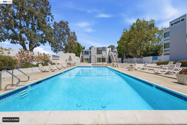 1075 Shell Blvd 11, Foster City, CA 94404