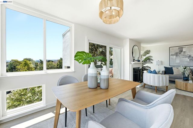 1075 Shell Blvd 11, Foster City, CA 94404