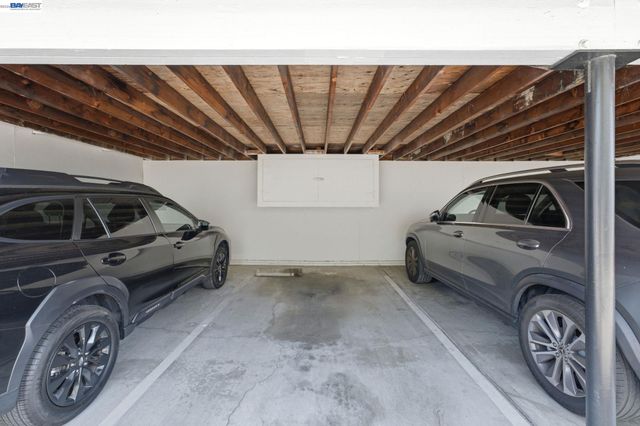 1075 Shell Blvd 11, Foster City, CA 94404
