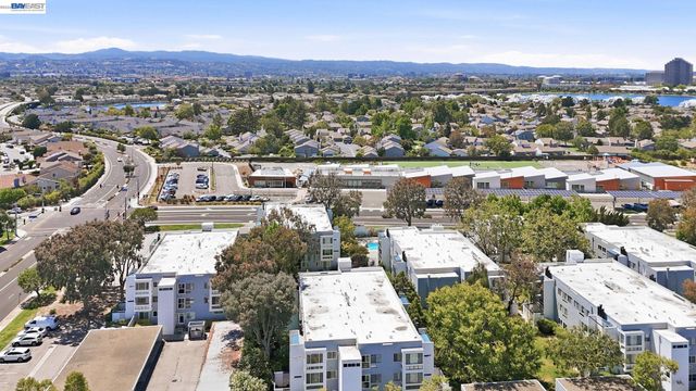 1075 Shell Blvd 11, Foster City, CA 94404