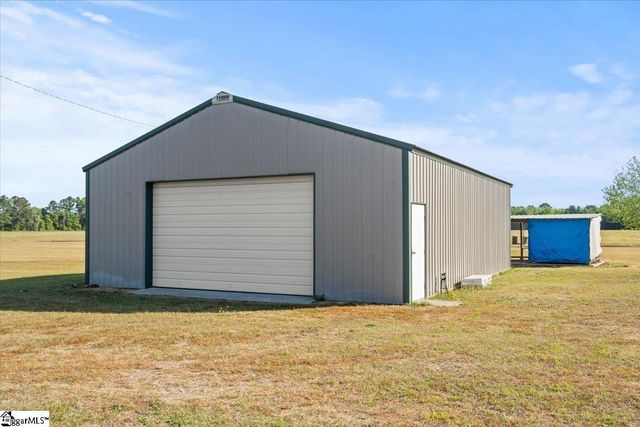 633 E Lynches River Road, Lamar, SC 29069