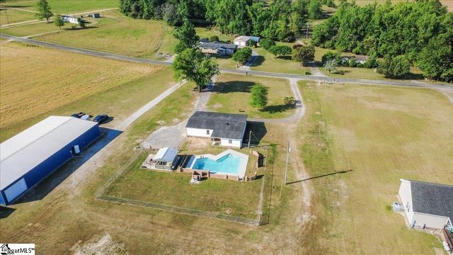 633 E Lynches River Road, Lamar, SC 29069