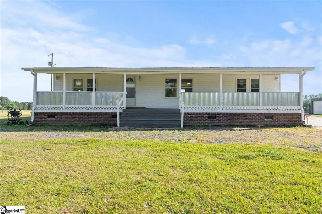 633 E Lynches River Road, Lamar, SC 29069