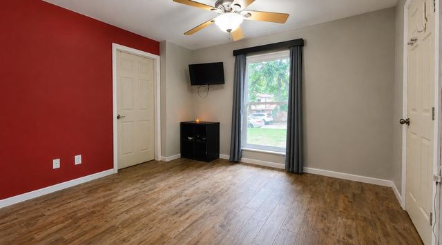 10108 Woodhollow Drive, Conroe, TX 77385