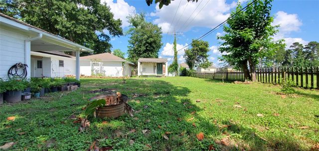 10108 Woodhollow Drive, Conroe, TX 77385