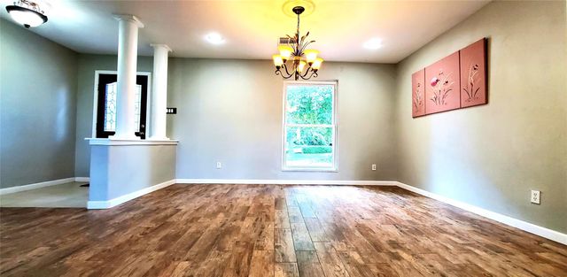 10108 Woodhollow Drive, Conroe, TX 77385