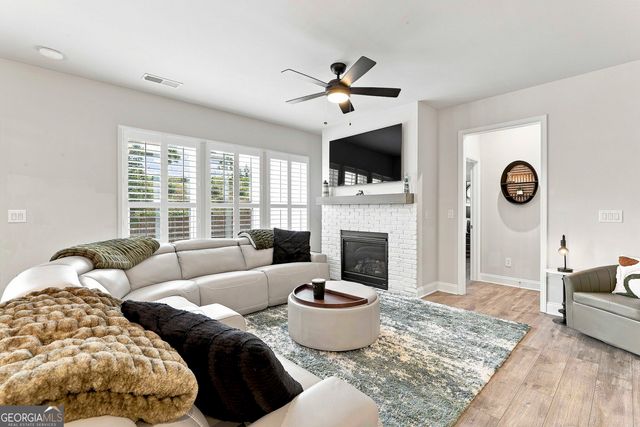 302 Cain Avenue, Peachtree City, GA 30269