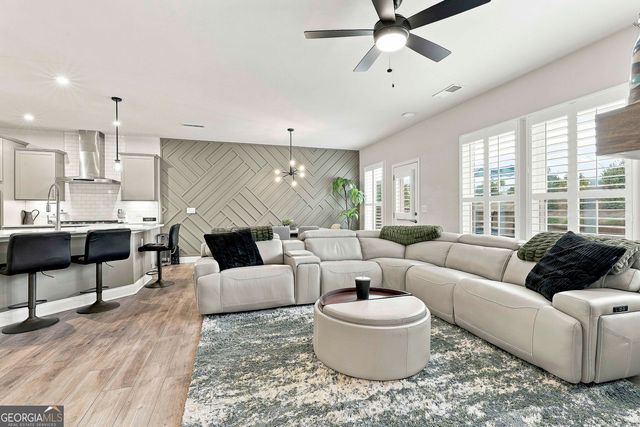 302 Cain Avenue, Peachtree City, GA 30269
