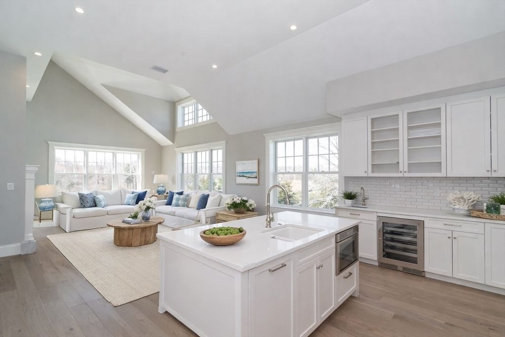 87 Elm Street 319, Cohasset, MA 02025