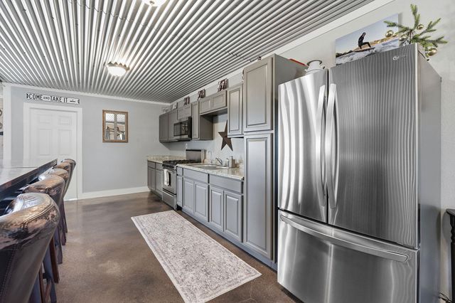 500 C Pursley RD, Dripping Springs, TX 78620